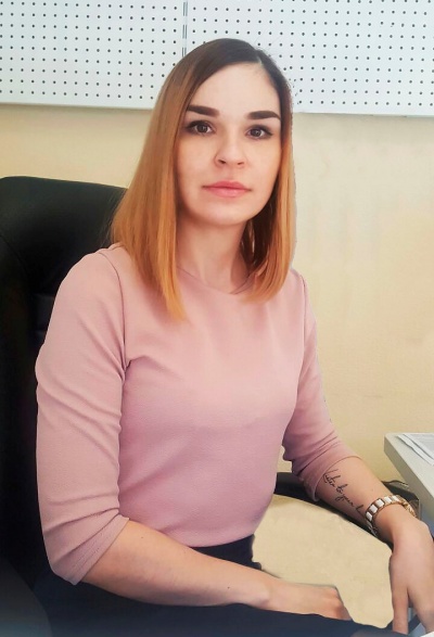 Елена Елена